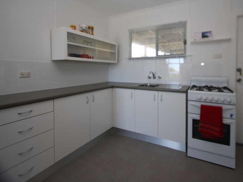 70 The Esplanade, Paradise Point QLD 4216