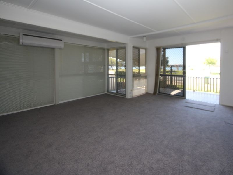70 The Esplanade, Paradise Point QLD 4216
