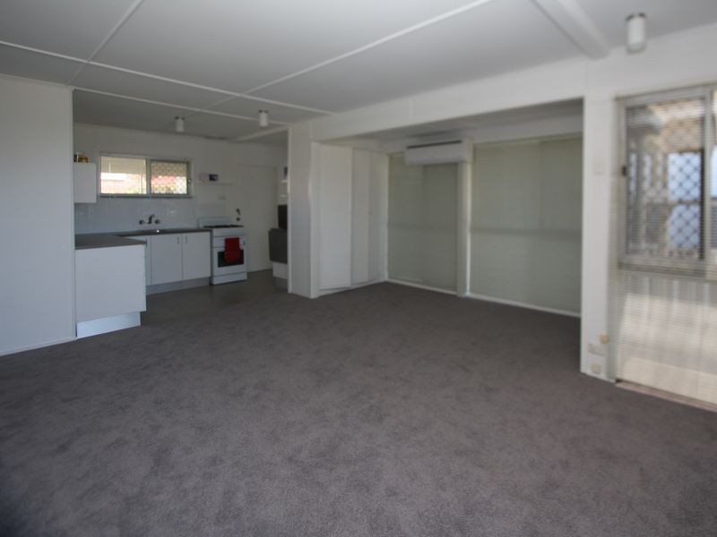 70 The Esplanade, Paradise Point QLD 4216