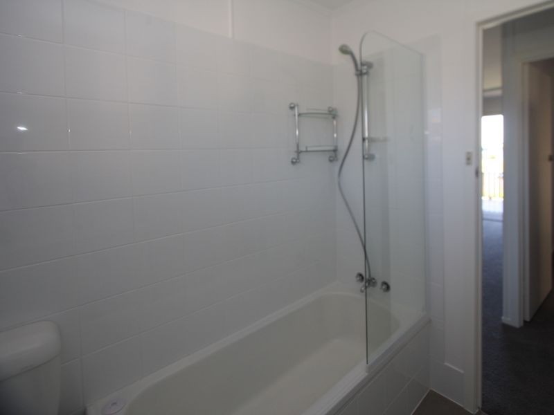 70 The Esplanade, Paradise Point QLD 4216