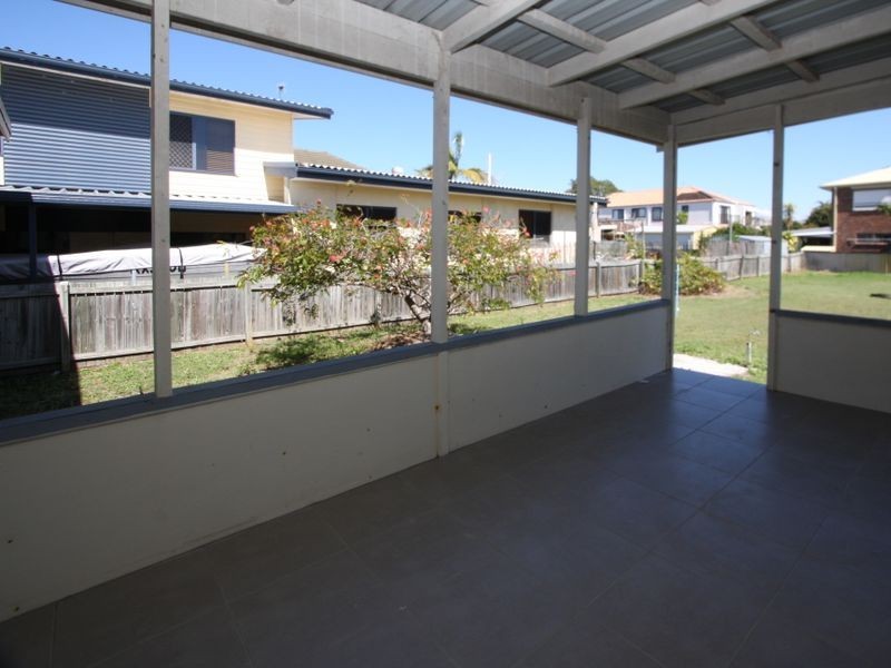 70 The Esplanade, Paradise Point QLD 4216