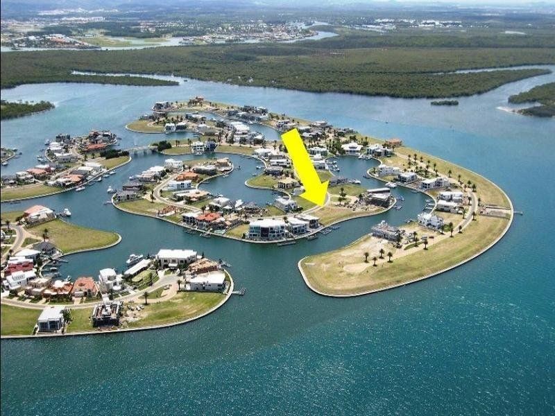 36 Royal Albert Crescent, Sovereign Islands QLD 4216