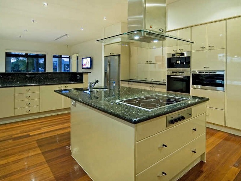 1133 Beechwood Drive, Hope Island QLD 4212