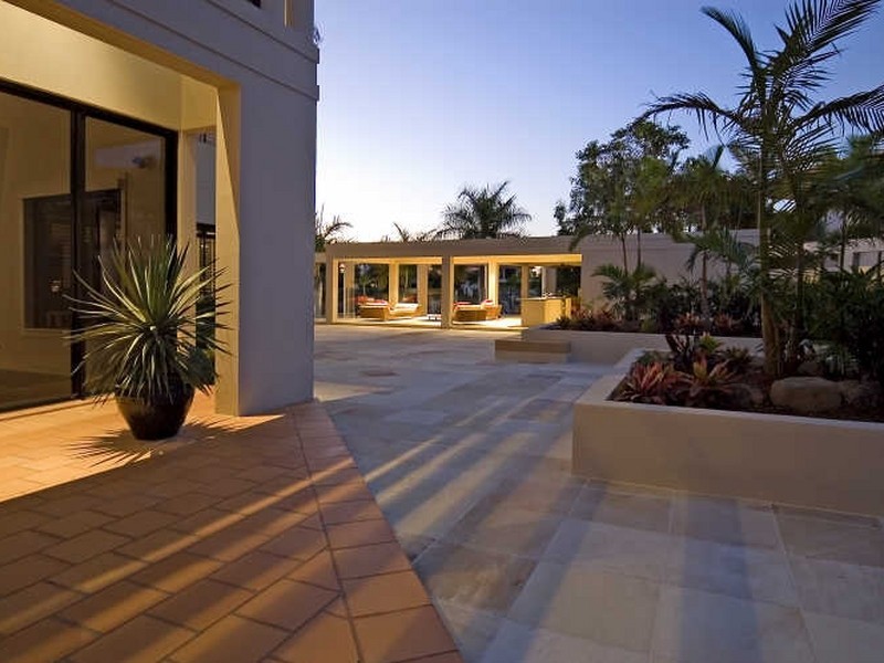 1133 Beechwood Drive, Hope Island QLD 4212