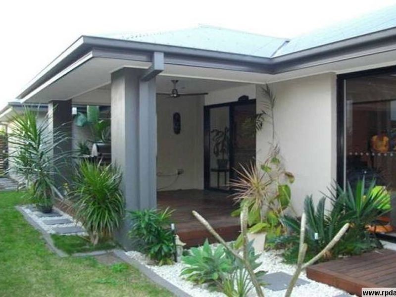 19 Riverlinks  Blvd, Helensvale QLD 4212