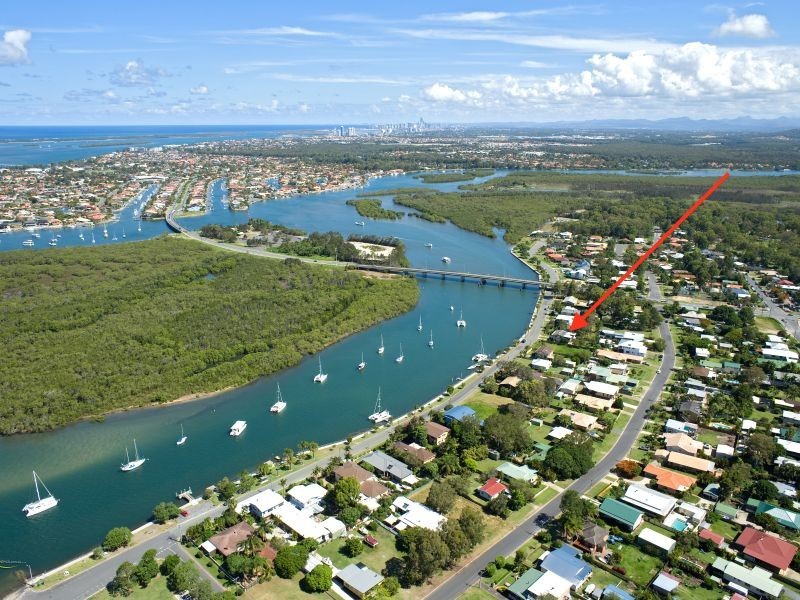 34 Boykambil Esplanade South, Hope Island QLD 4212