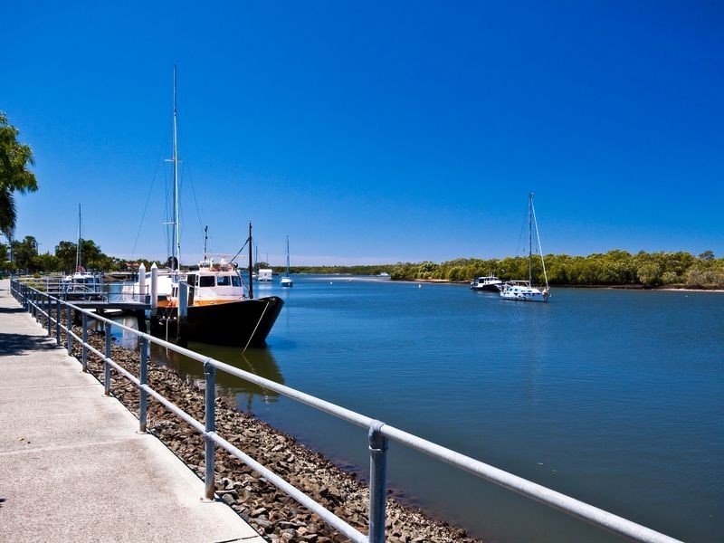 34 Boykambil Esplanade South, Hope Island QLD 4212