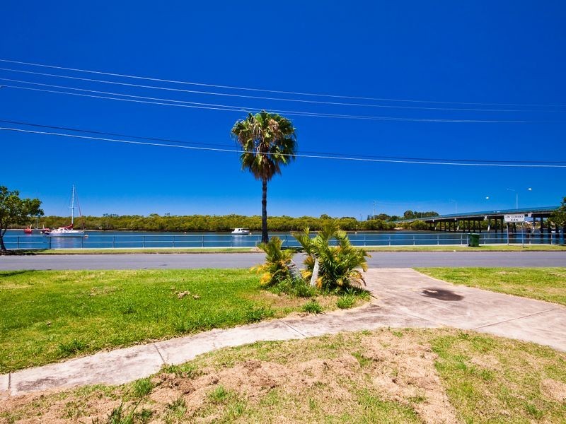 34 Boykambil Esplanade South, Hope Island QLD 4212