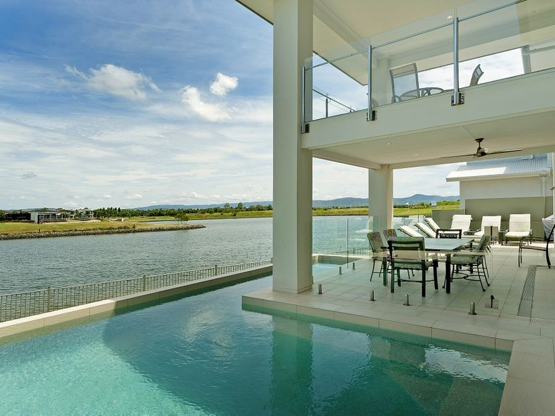 68 Palladium Boulevarde, Hope Island QLD 4212