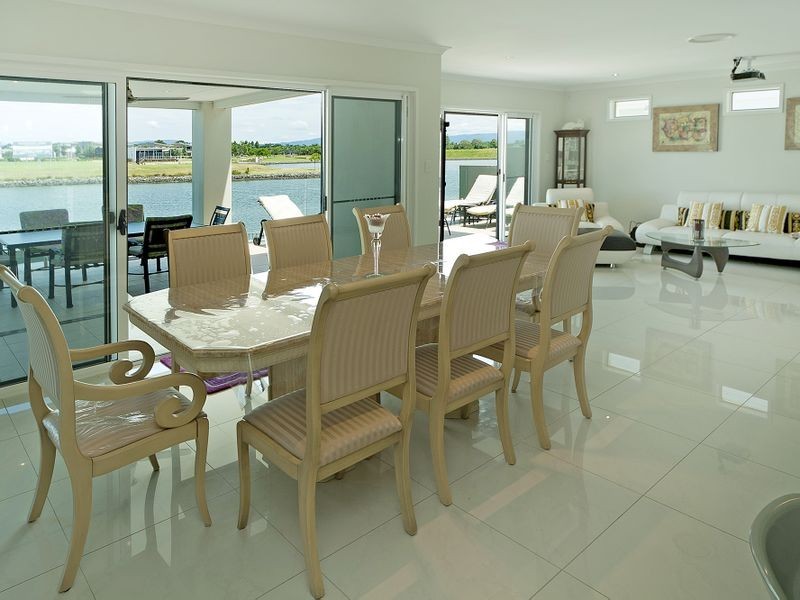 68 Palladium Boulevarde, Hope Island QLD 4212