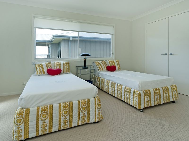 68 Palladium Boulevarde, Hope Island QLD 4212