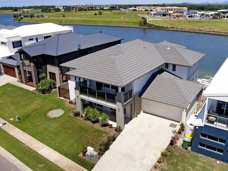 68 Palladium Boulevarde, Hope Island QLD 4212