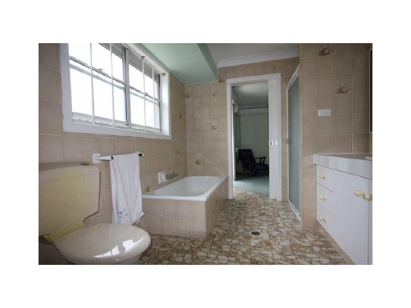 39 Ashbourne Terrace, Biggera Waters QLD 4216