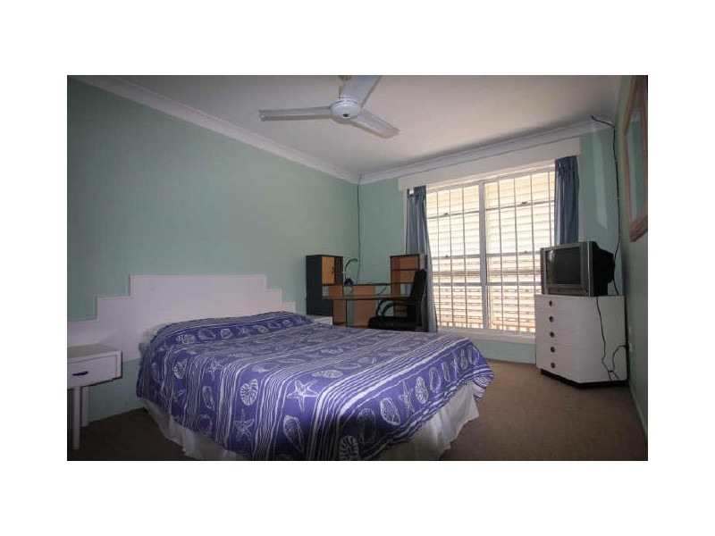 39 Ashbourne Terrace, Biggera Waters QLD 4216
