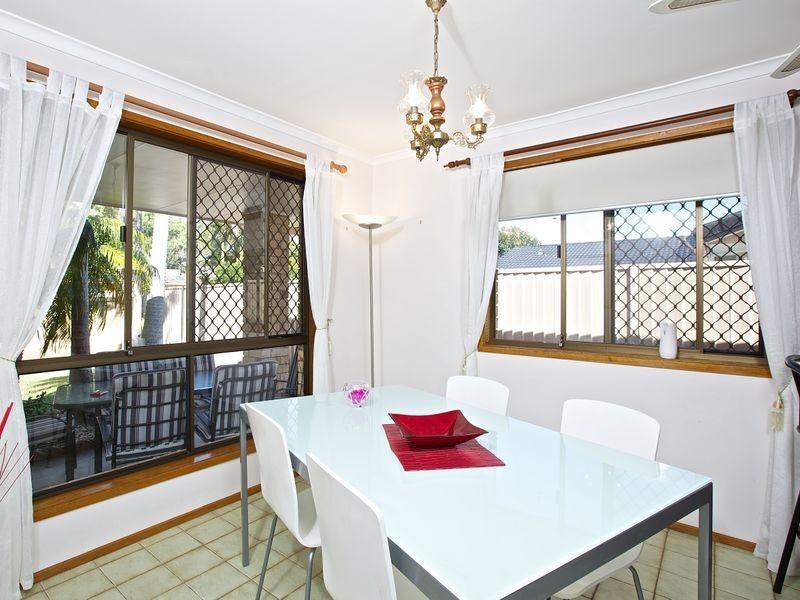 13 Lakefield Crescent, Paradise Point QLD 4216