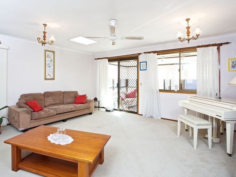 13 Lakefield Crescent, Paradise Point QLD 4216