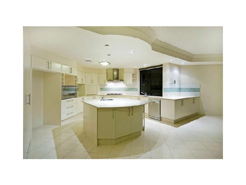 Hope Island QLD 4212