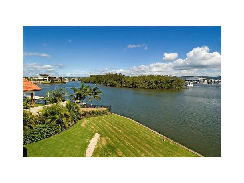 Hope Island QLD 4212