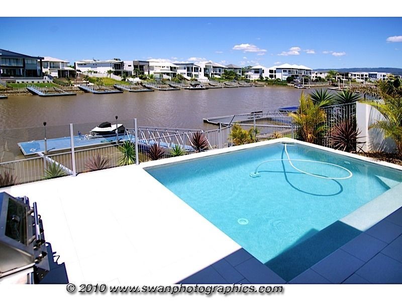 34 Quayside Drive, Helensvale QLD 4212