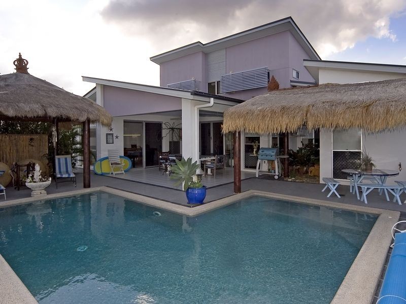 15 North Bank Court, Helensvale QLD 4212