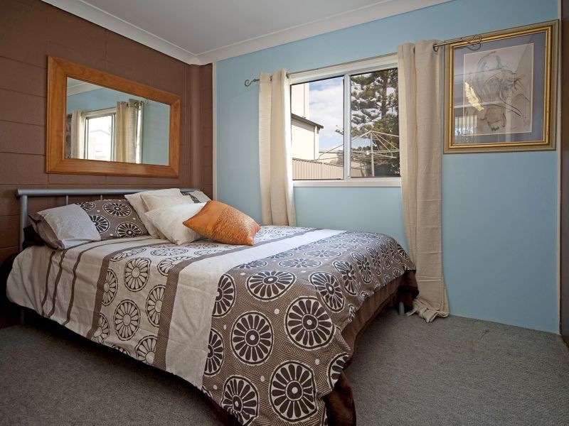 28 Muscovey Avenue, Paradise Point QLD 4216