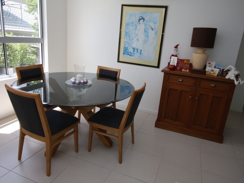 Paradise Point QLD 4216