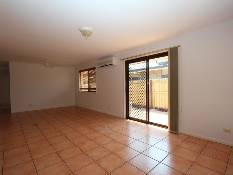 152 Paradise Pde, Hollywell QLD 4216