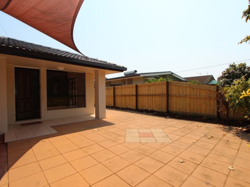 152 Paradise Pde, Hollywell QLD 4216