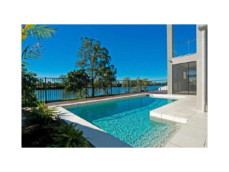 Hope Island QLD 4212