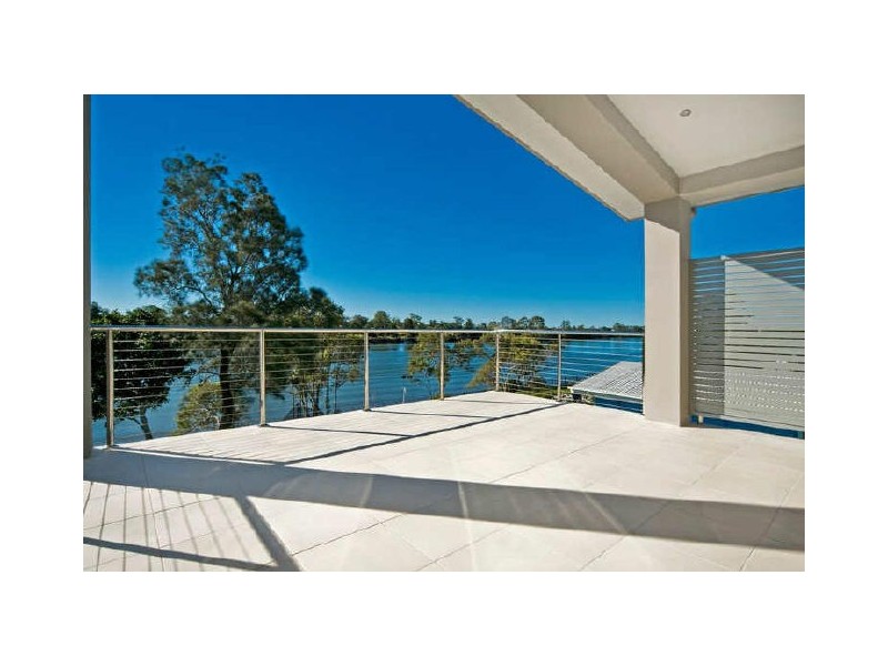 Hope Island QLD 4212