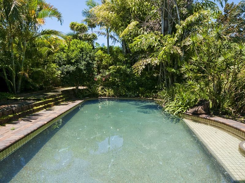 85 Oxley Drive, Paradise Point QLD 4216