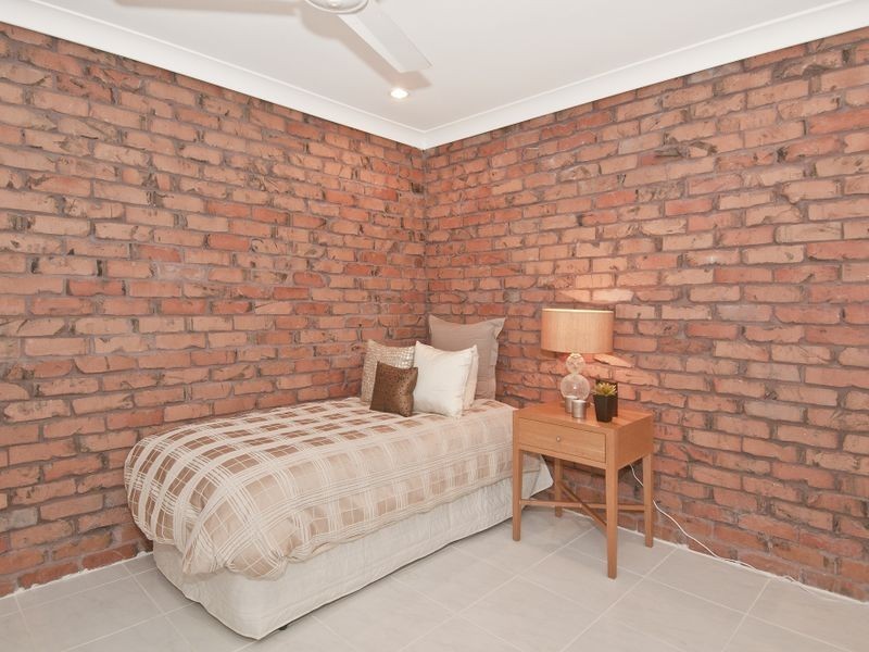 85 Oxley Drive, Paradise Point QLD 4216