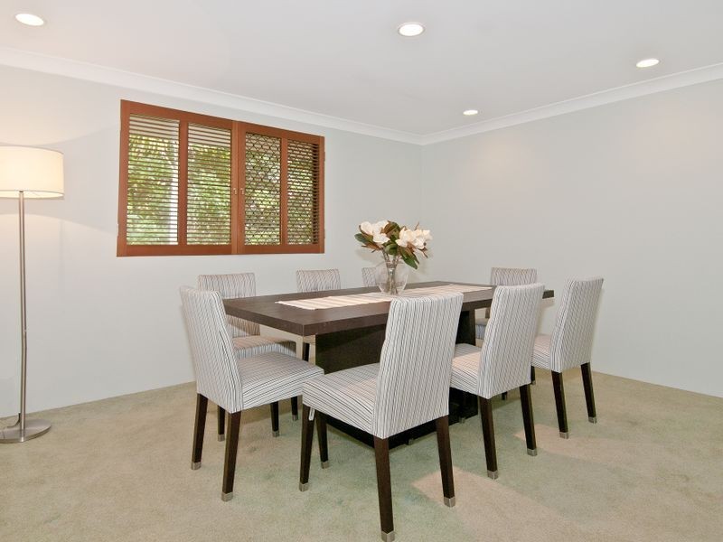 85 Oxley Drive, Paradise Point QLD 4216