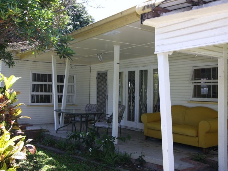 19 Nevenia Street, Labrador QLD 4215