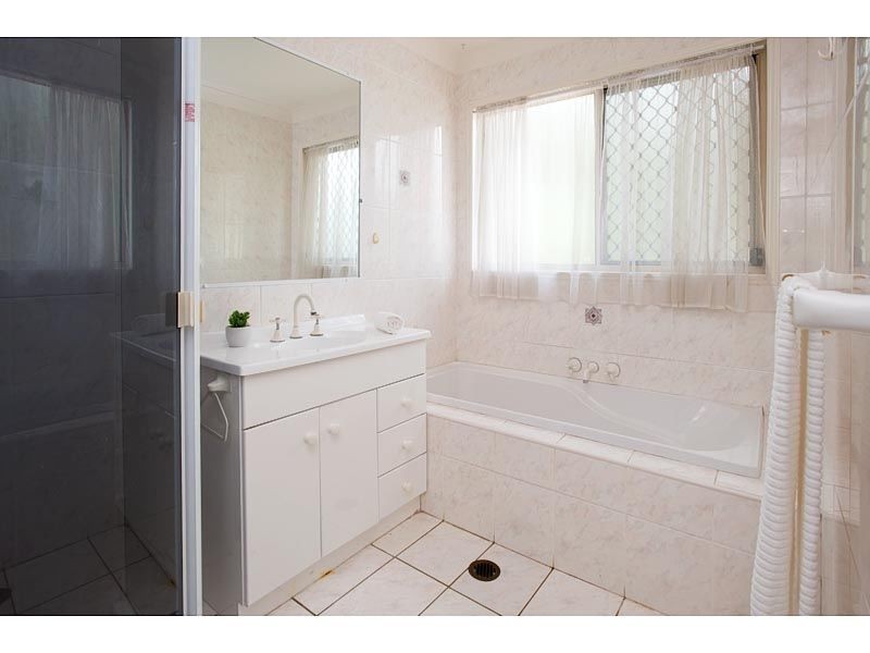 45 Burrendong Road, Coombabah QLD 4216