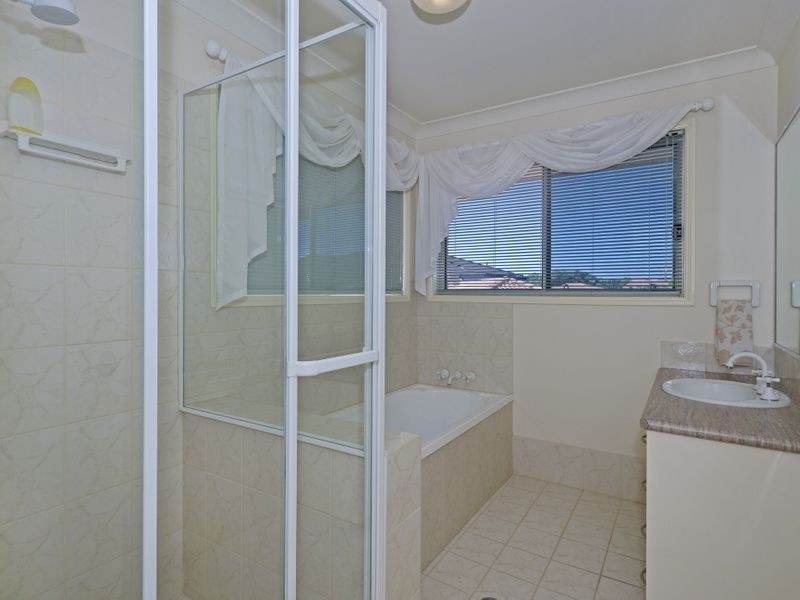 155 Pebble Beach Drive, Runaway Bay QLD 4216