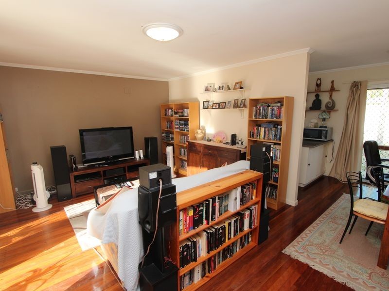 1 Fiona Street, Biggera Waters QLD 4216