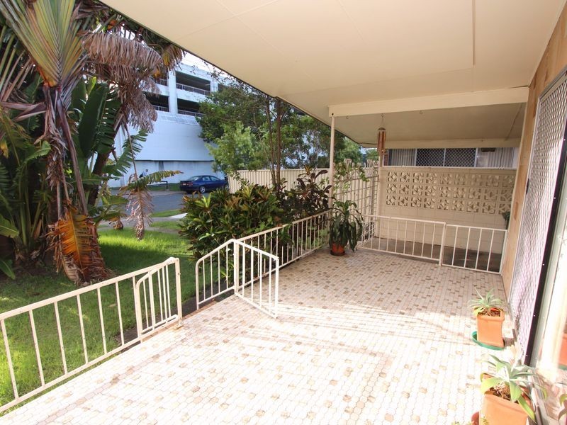 1 Fiona Street, Biggera Waters QLD 4216