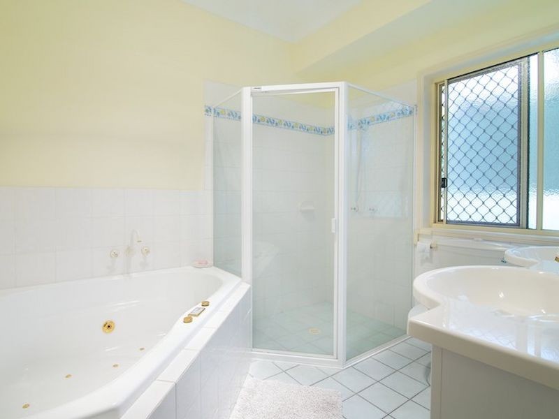 20 Shinnecock Close, Hope Island QLD 4212