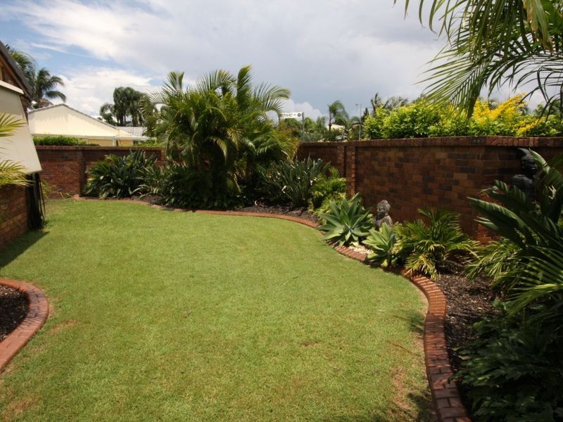 15 Midnight Court, Runaway Bay QLD 4216