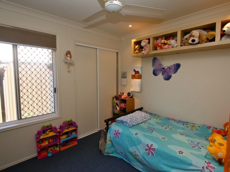 348 Bayview Street, Hollywell QLD 4216