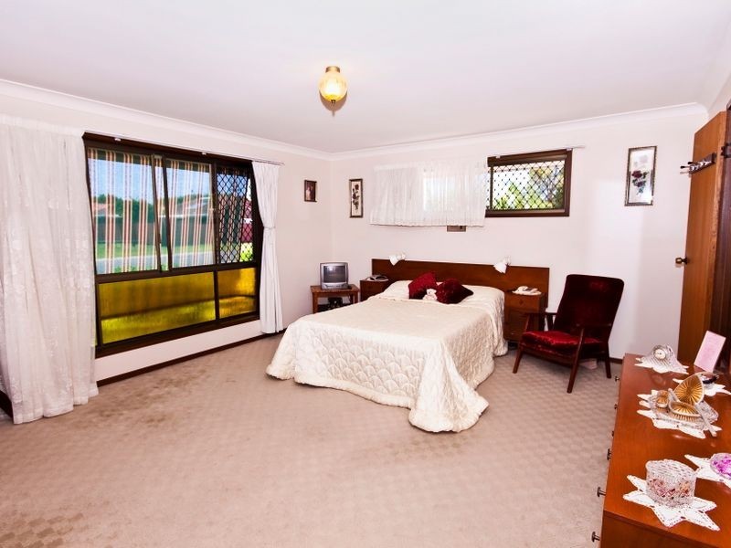 1 Primrose Court, Hollywell QLD 4216