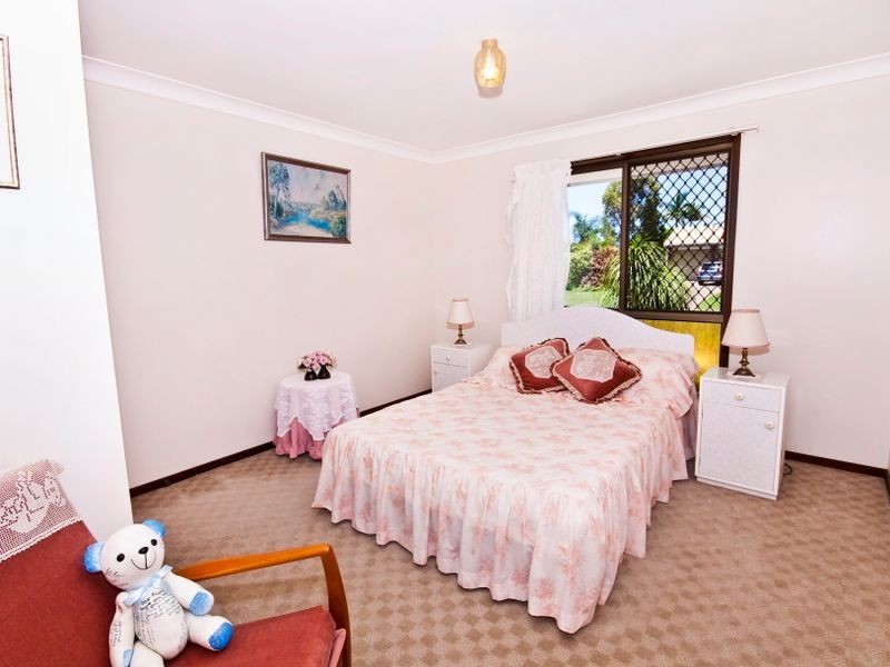 1 Primrose Court, Hollywell QLD 4216