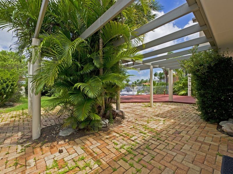 31 Midnight Court, Runaway Bay QLD 4216