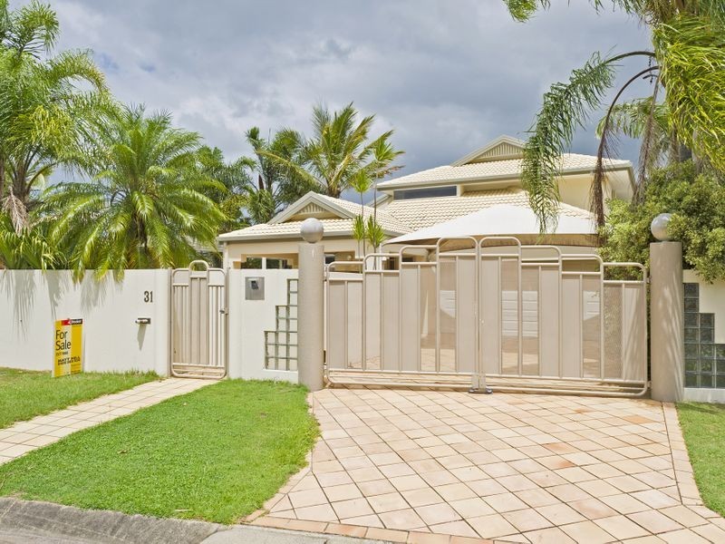 31 Midnight Court, Runaway Bay QLD 4216