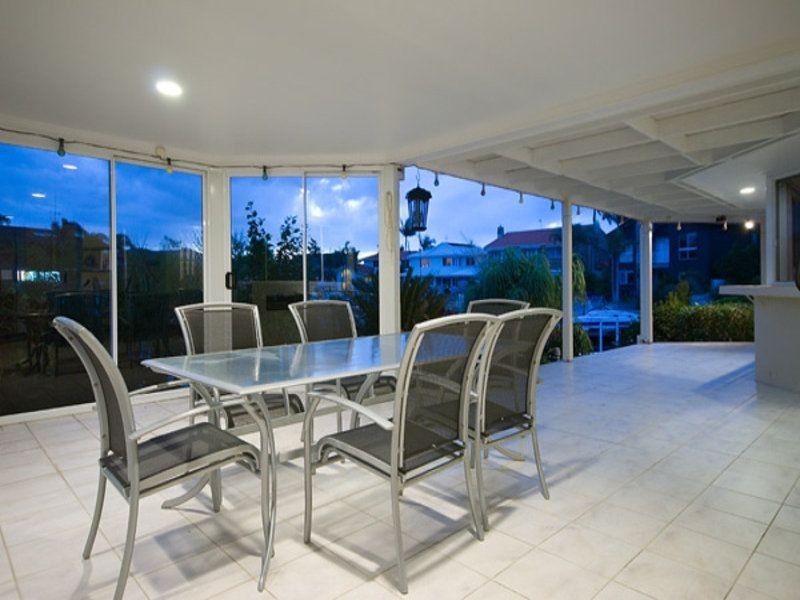 35-37 Midnight Court, Runaway Bay QLD 4216