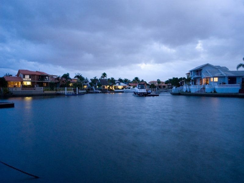 35-37 Midnight Court, Runaway Bay QLD 4216
