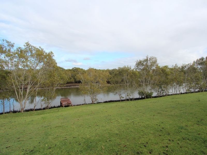 63 The Estuary, Coombabah QLD 4216