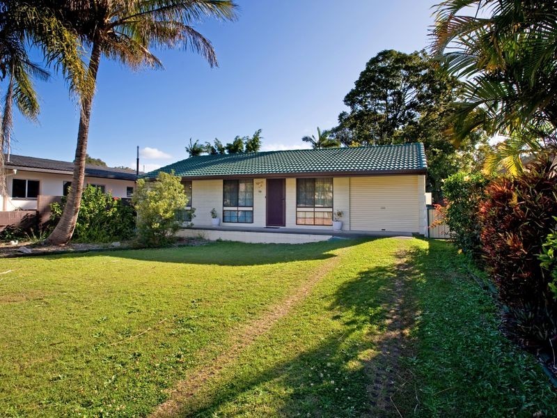 18 Iando Street, Coombabah QLD 4216