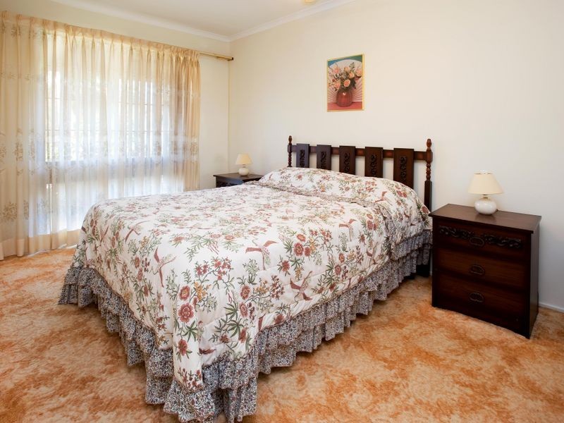 18 Iando Street, Coombabah QLD 4216